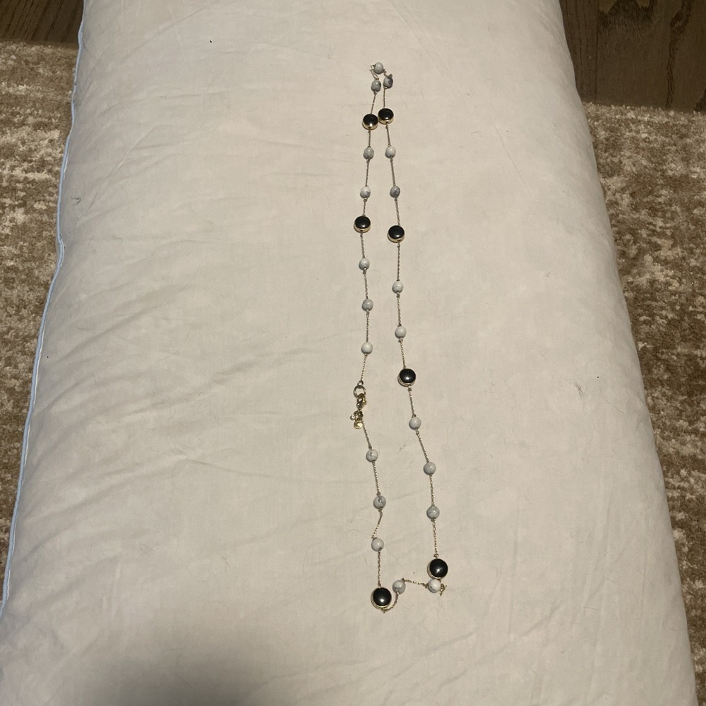 Beautiful Vintage Gold Tone Ann Taylor Necklace Black/Gray